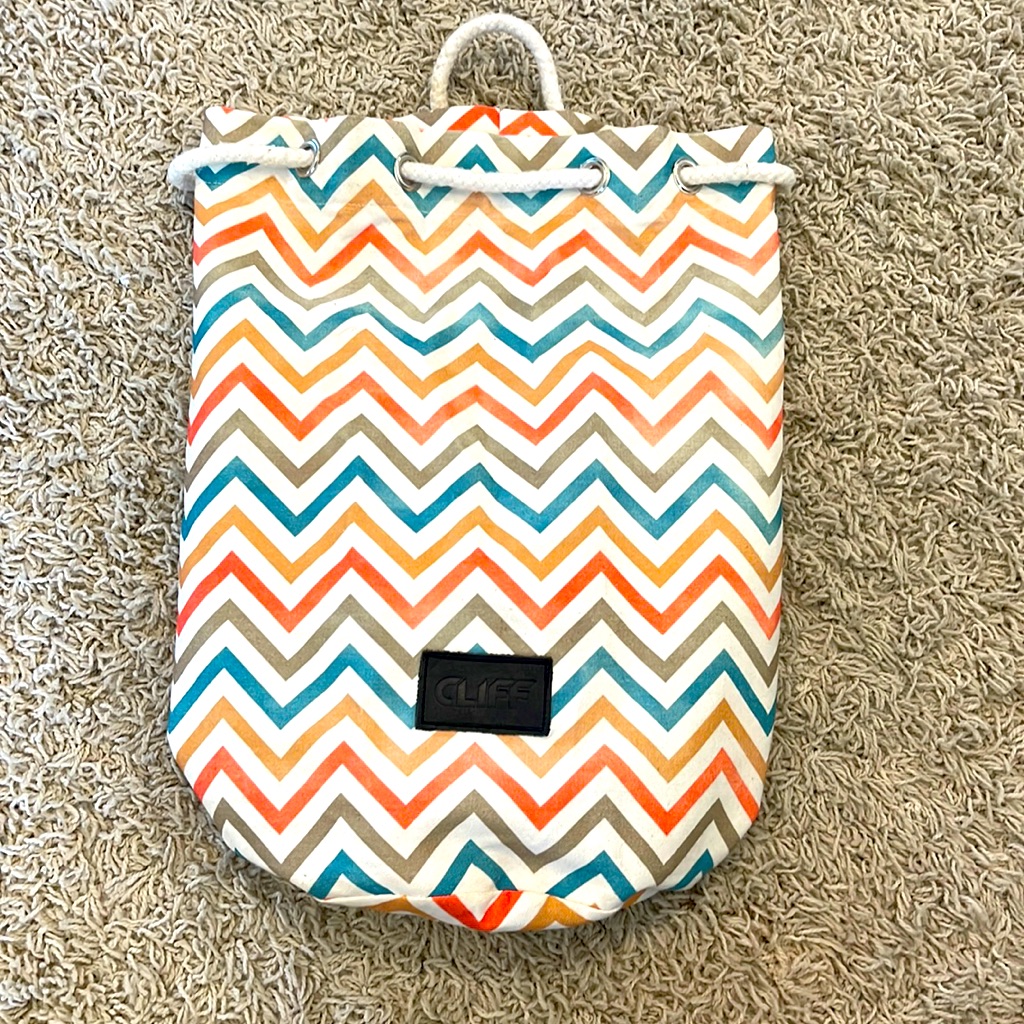 Cliff Drawstring Bag/Backpqck Zig Zag Pattern